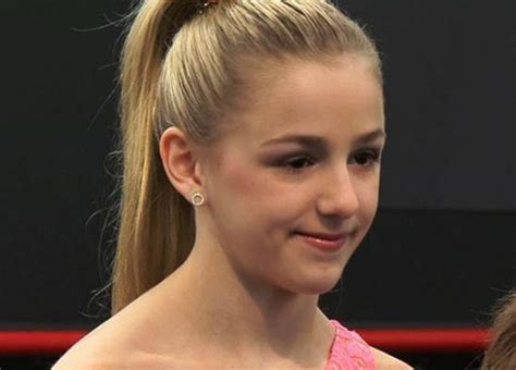 what season does chloe come back to dance moms? How can we predict the return of Chloe and its impact on the show's dynamics?